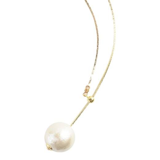 pearl pendant necklace